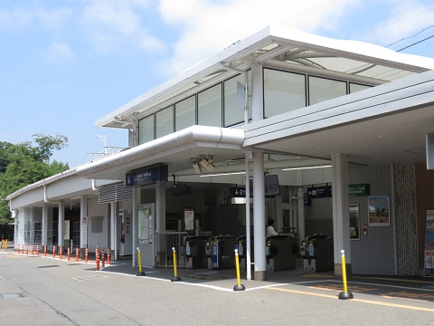 京阪電鉄　八幡市駅