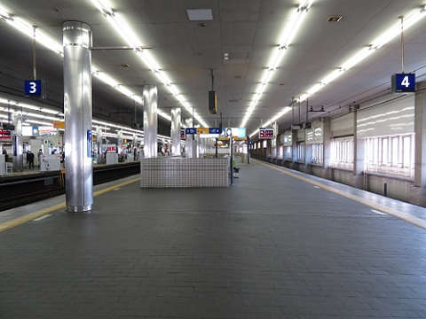 京阪電鉄　京橋駅