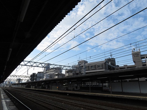 京阪電鉄　西三荘駅